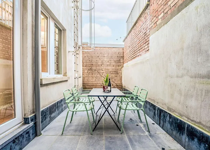 Out Of Office With Terrace By Interhome * 오스텐드