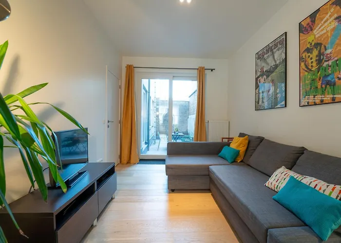 Out Of Office With Terrace By Interhome 아파트 *